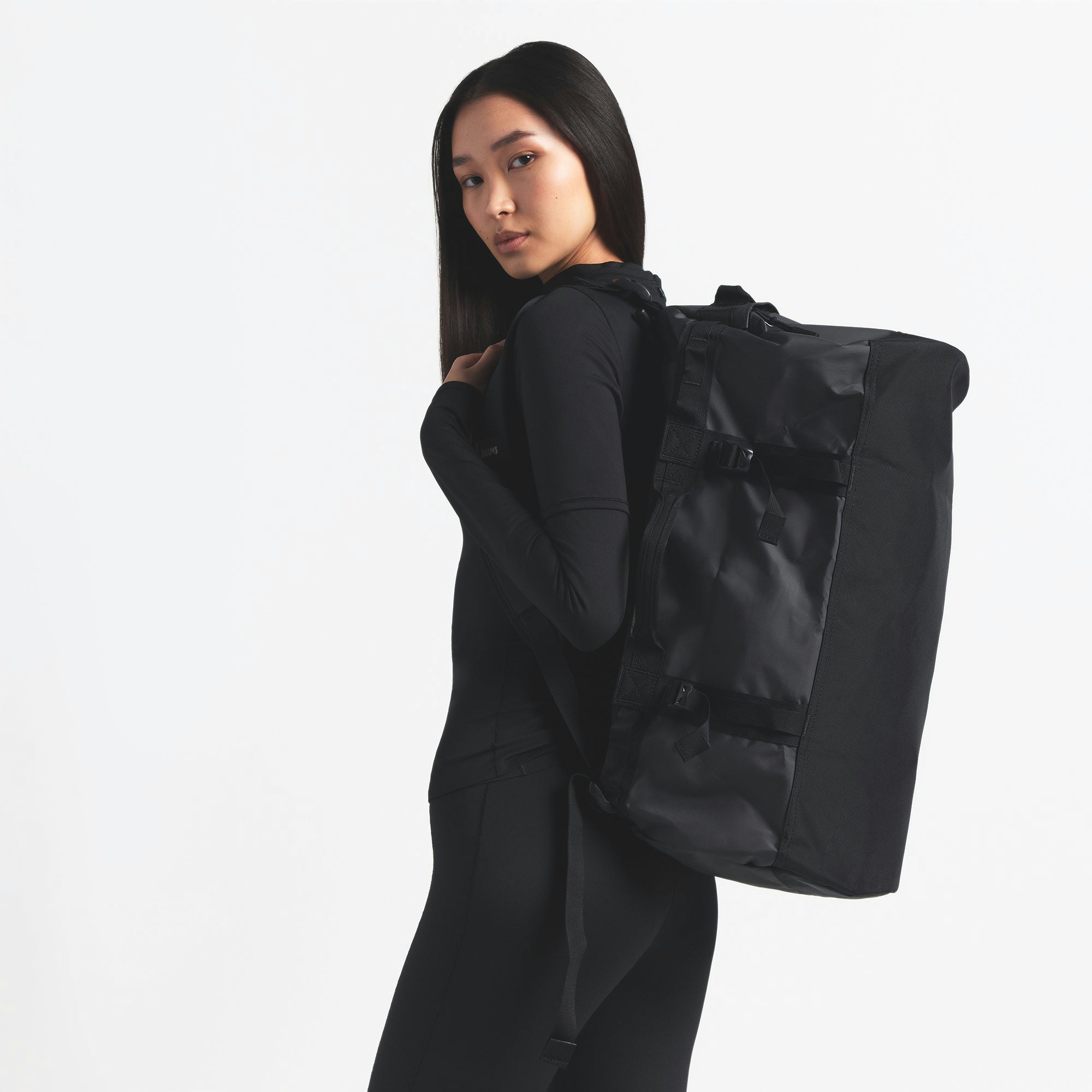 SMALL BASE CAMP DUFFLE BAG