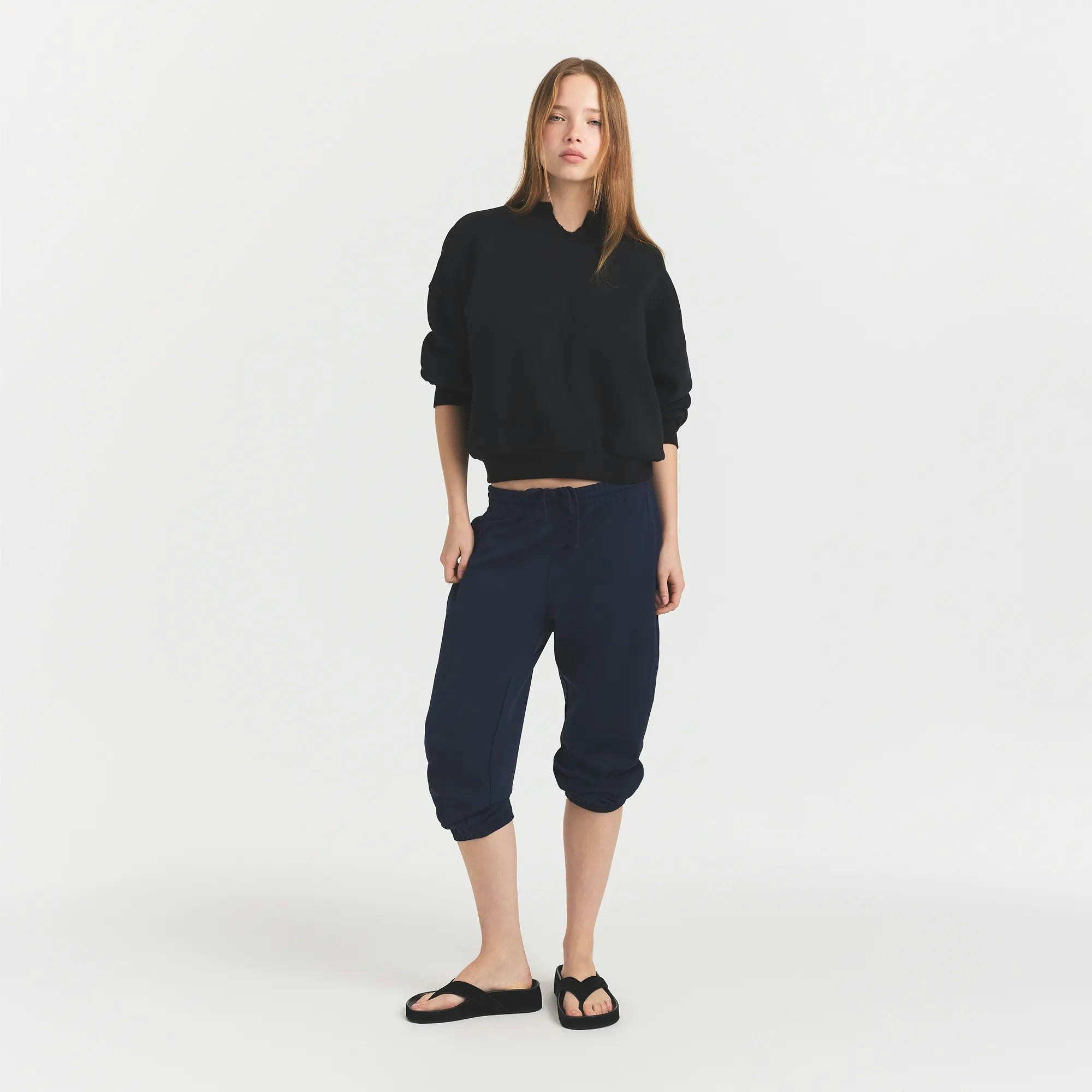 HEAVYWEIGHT CREPE CROPPED JOGGER