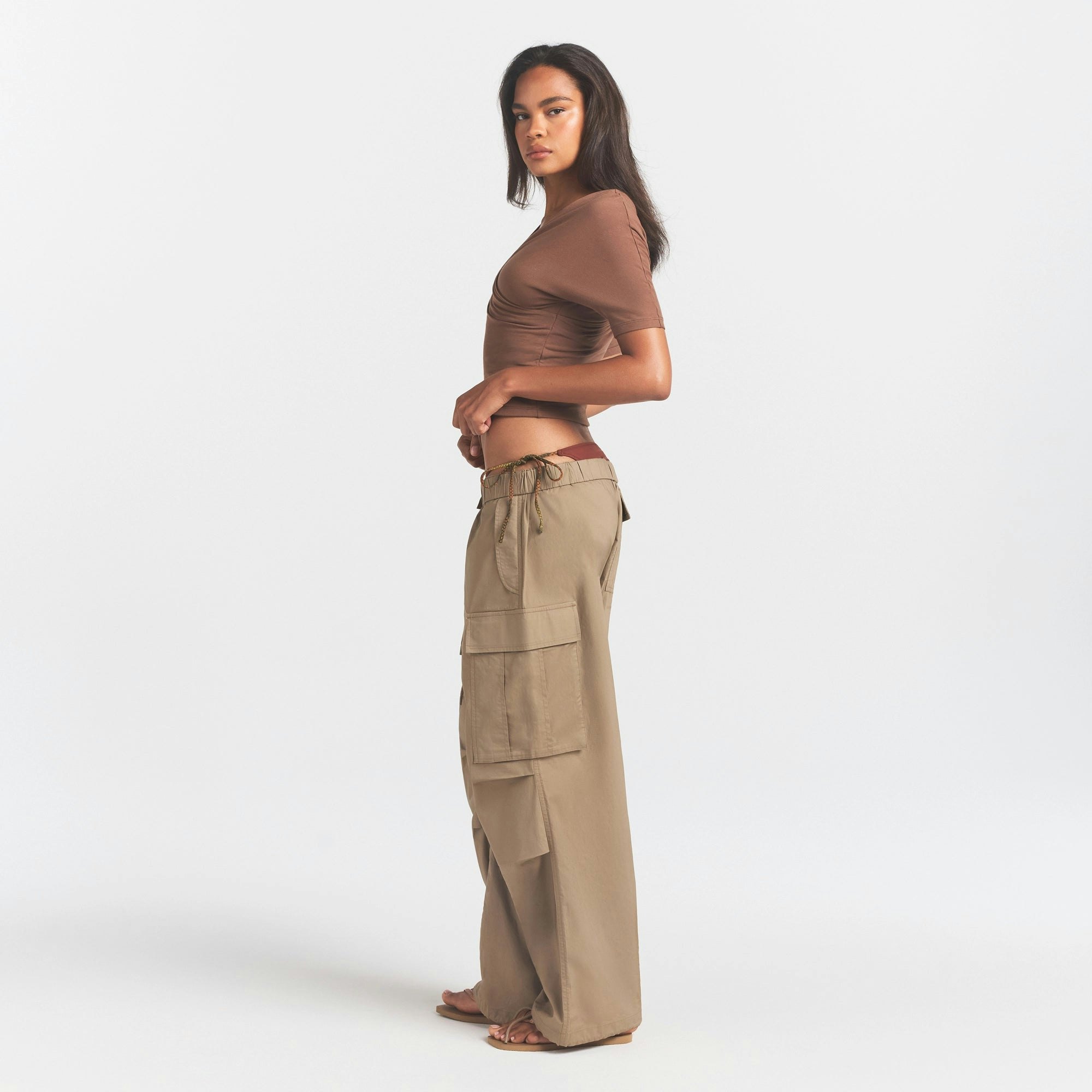 OVERSIZED LOW RISE CARGO PANT - 3
