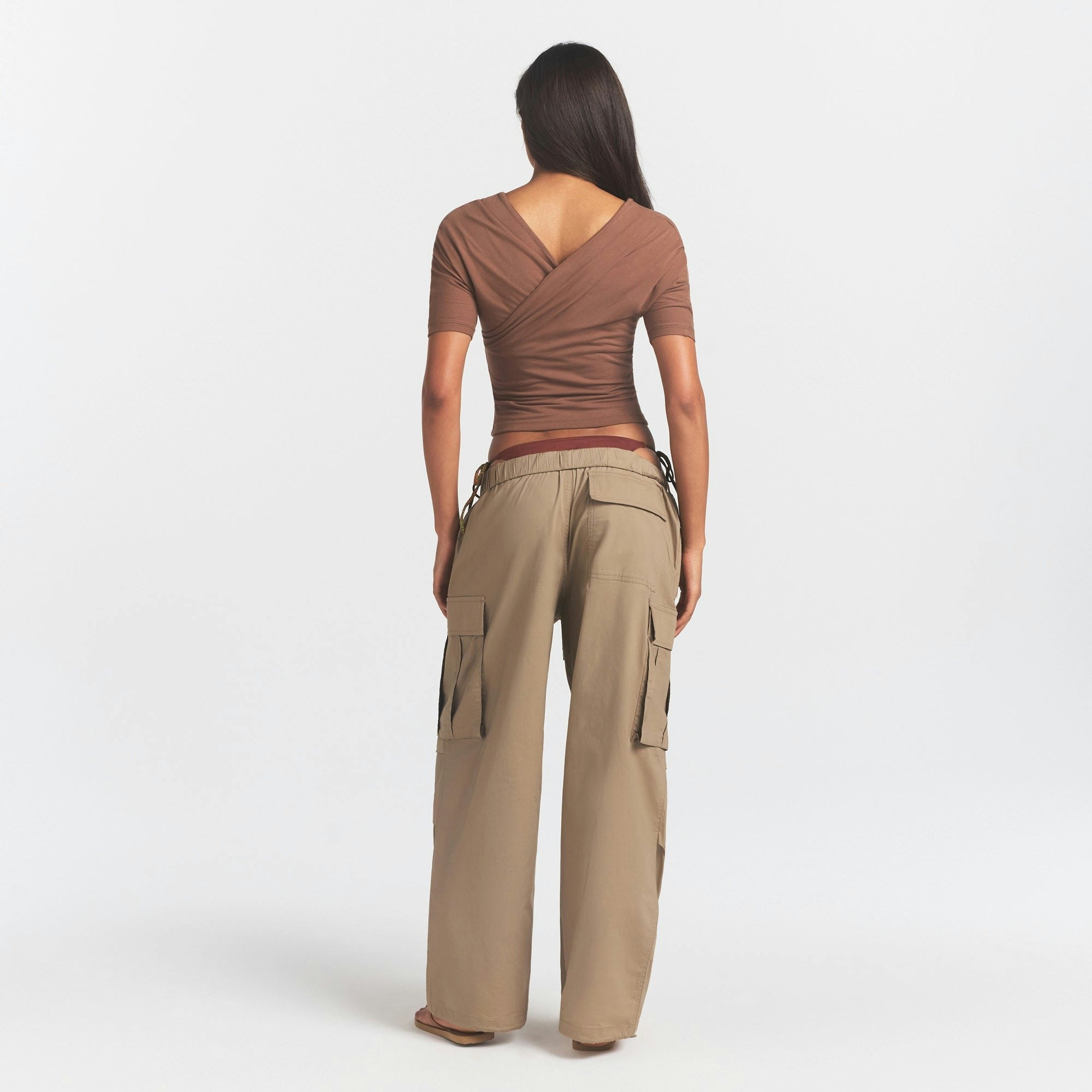 OVERSIZED LOW RISE CARGO PANT - 4