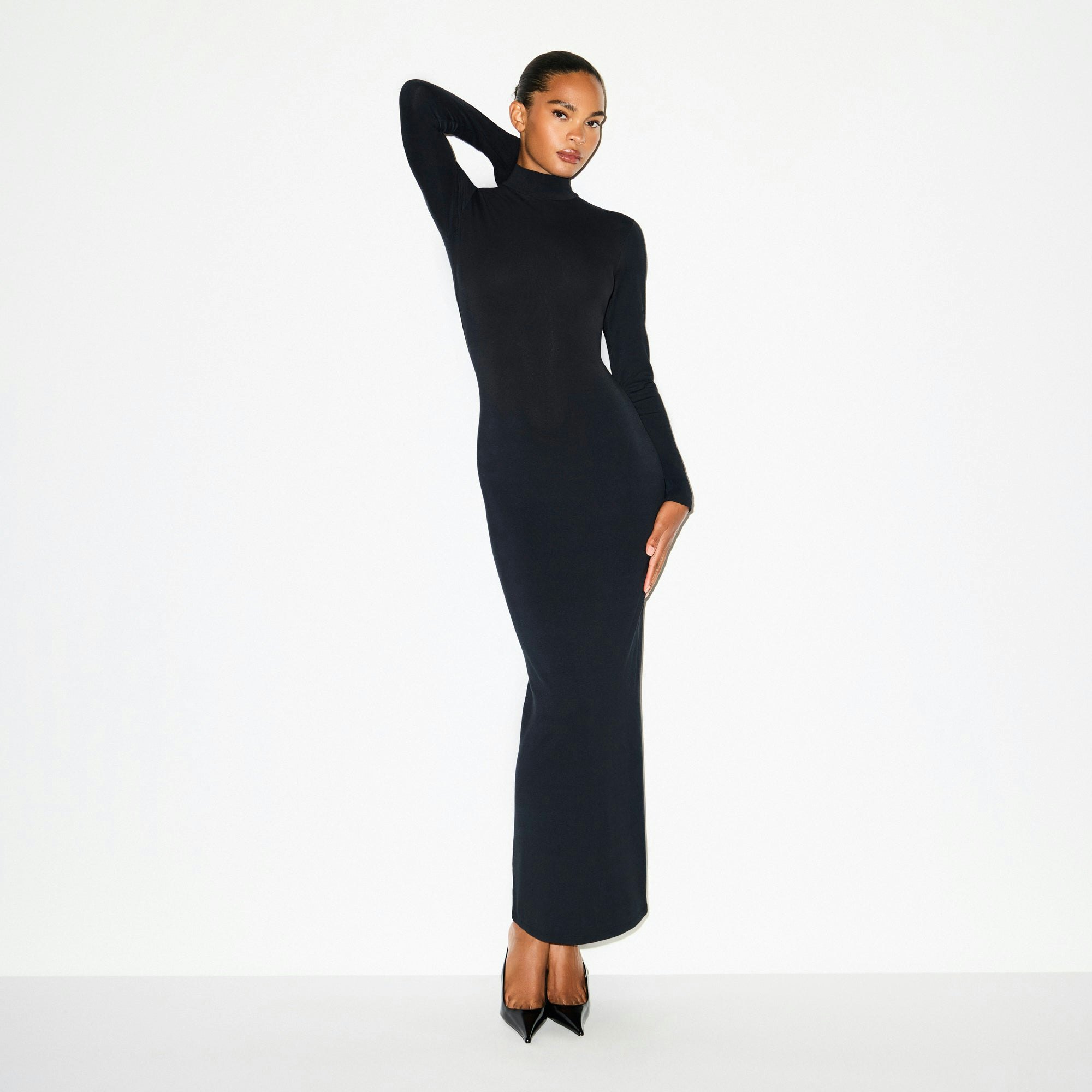 TURTLENECK LONG DRESS