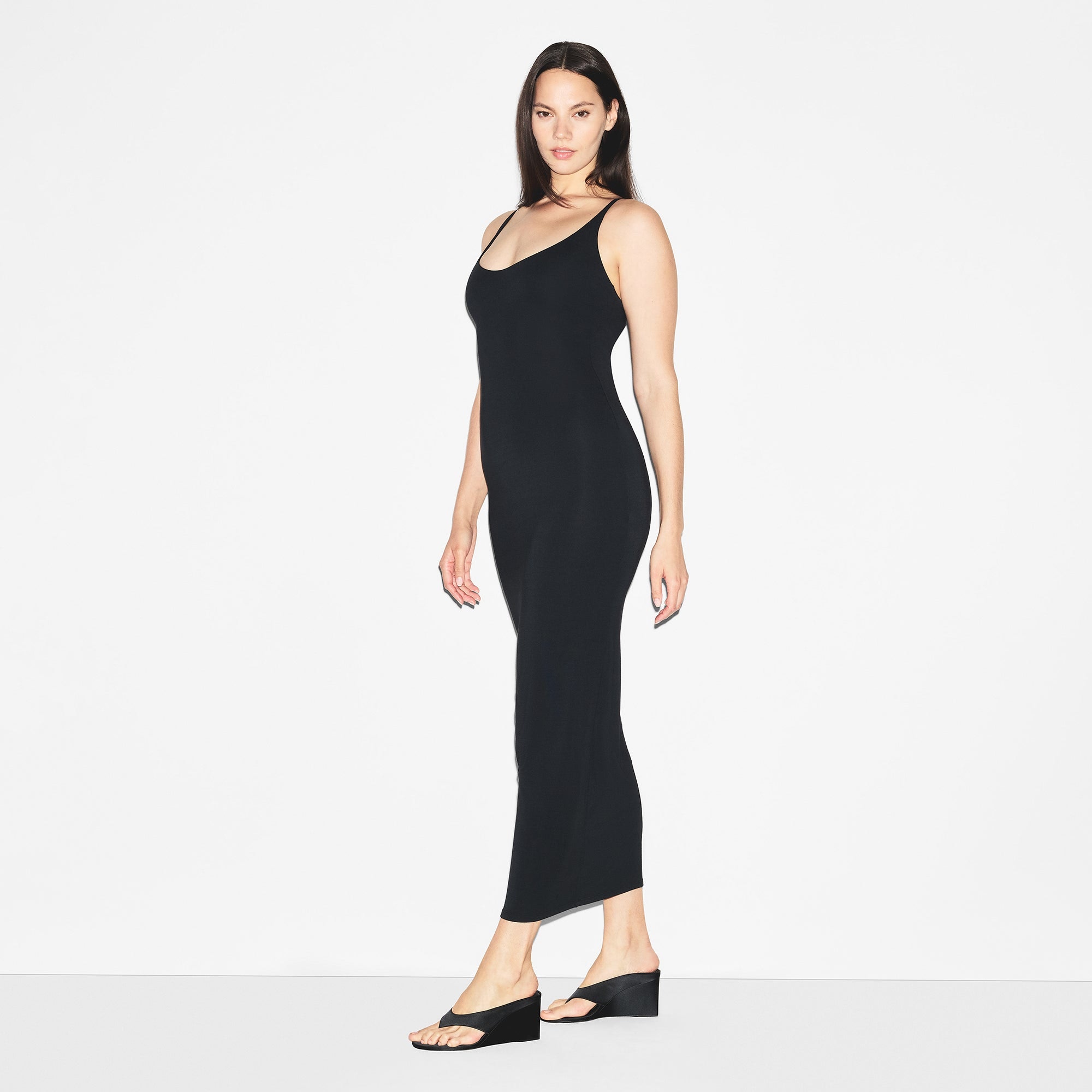 SCOOP NECK LONG DRESS - 4