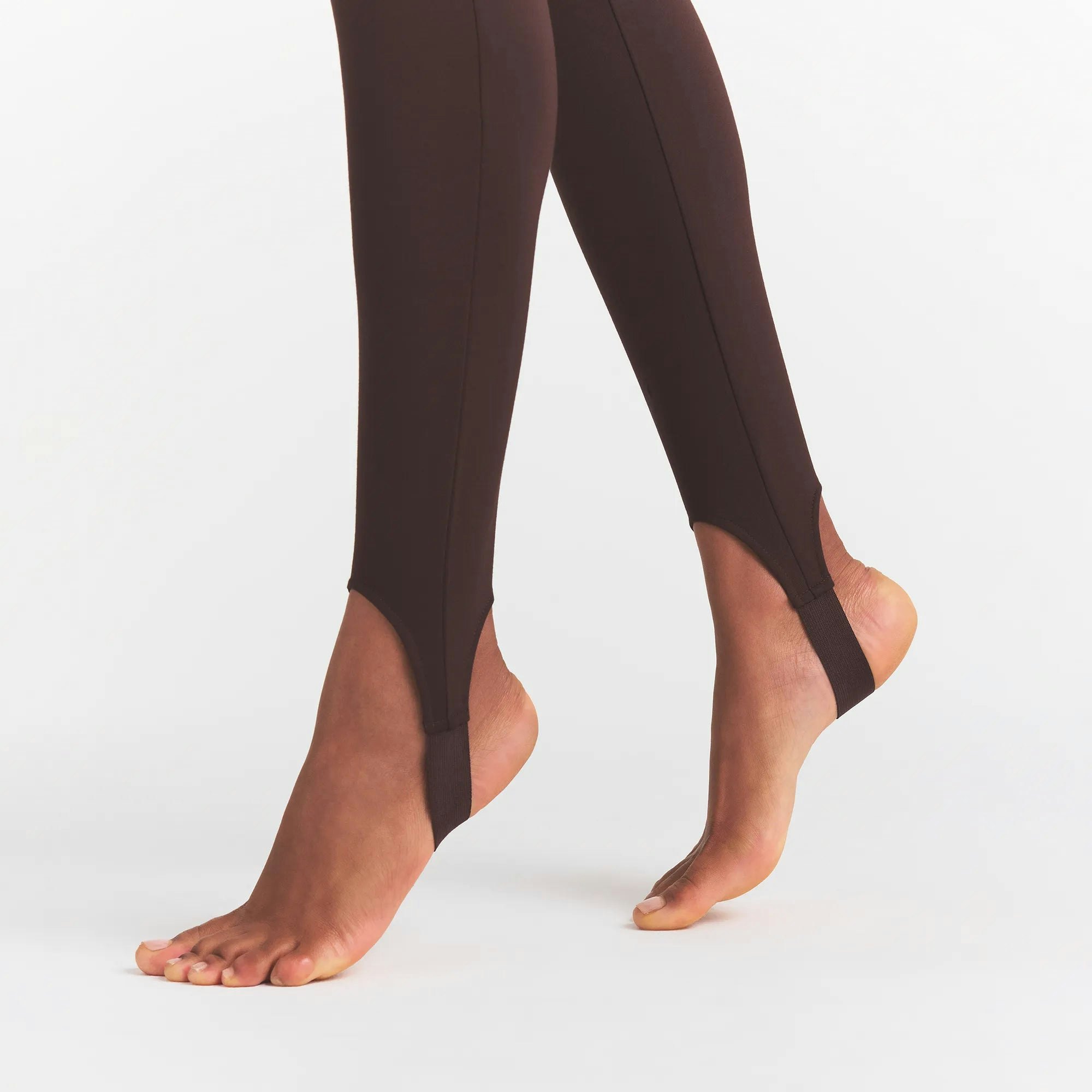 HIGH-WAISTED STIRRUP LEGGING