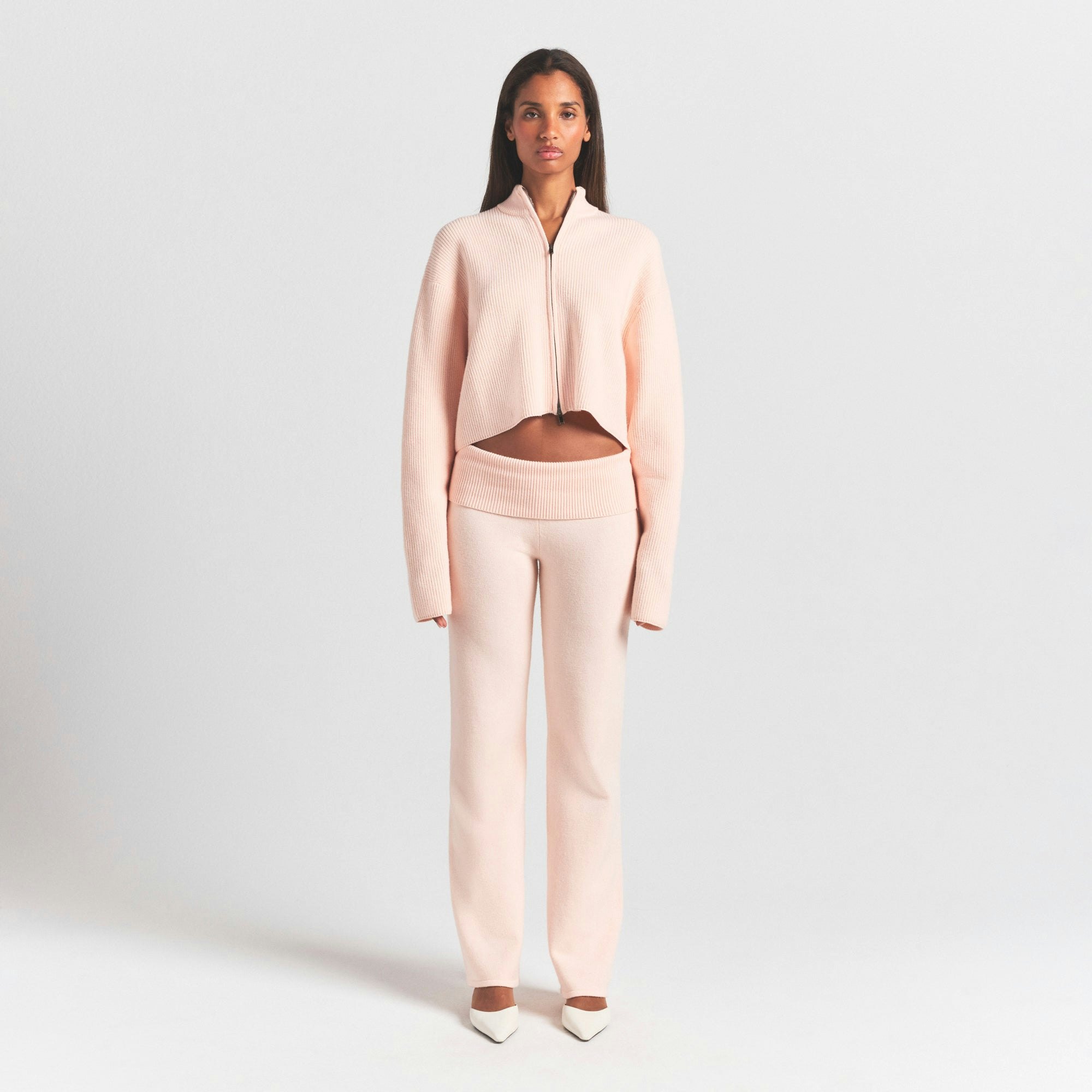 RIBBED MOCK NECK ZIP UP