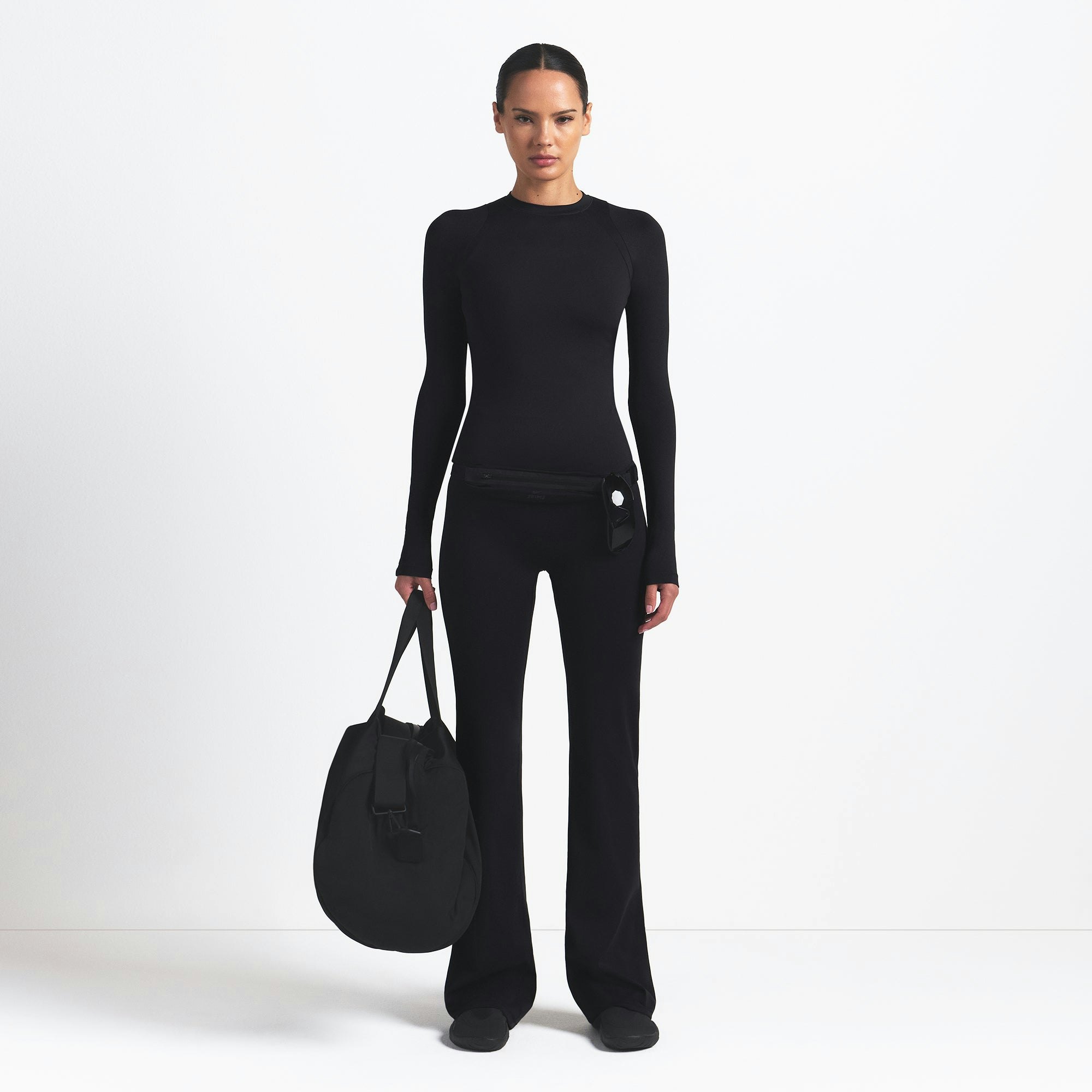 LONG SLEEVE CREW NECK TOP