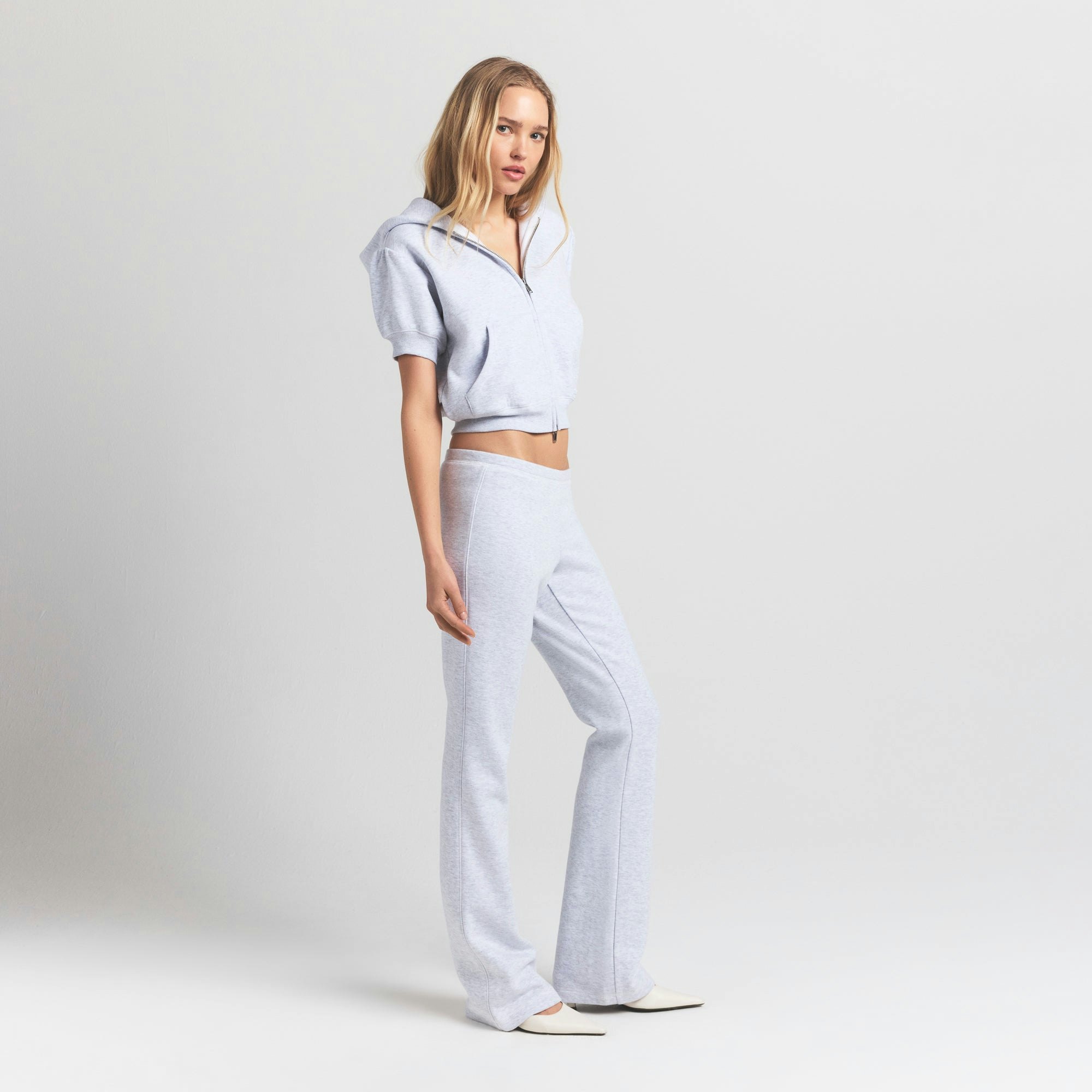 BUBBLE SLEEVE CROPPED ZIP UP - 3