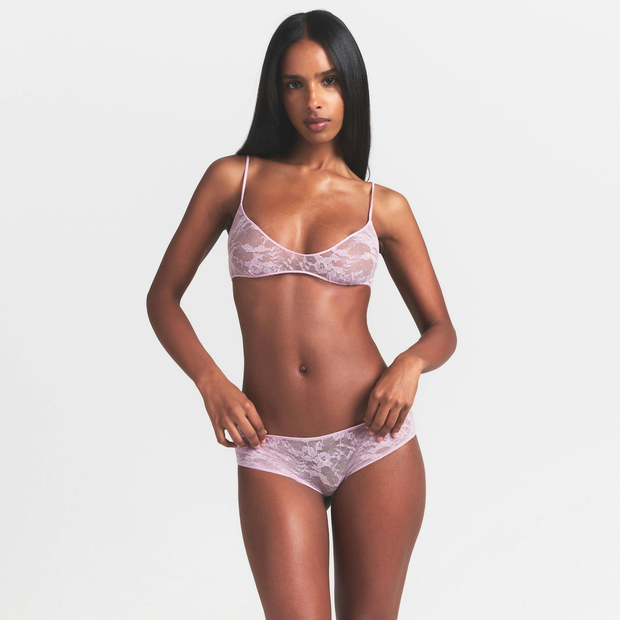 SKIMPY SCOOP BRALETTE - 3